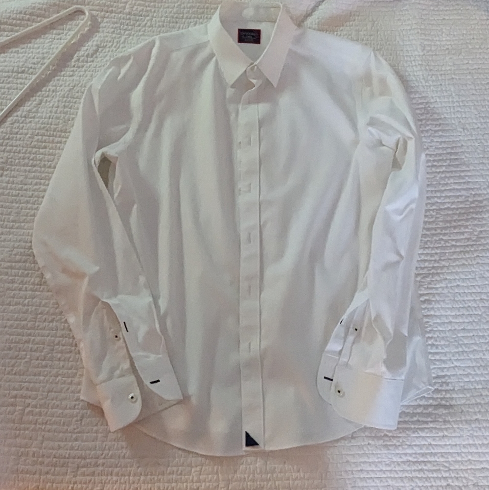 UNTUCKit white button shirt, slim fit, wrinkle free